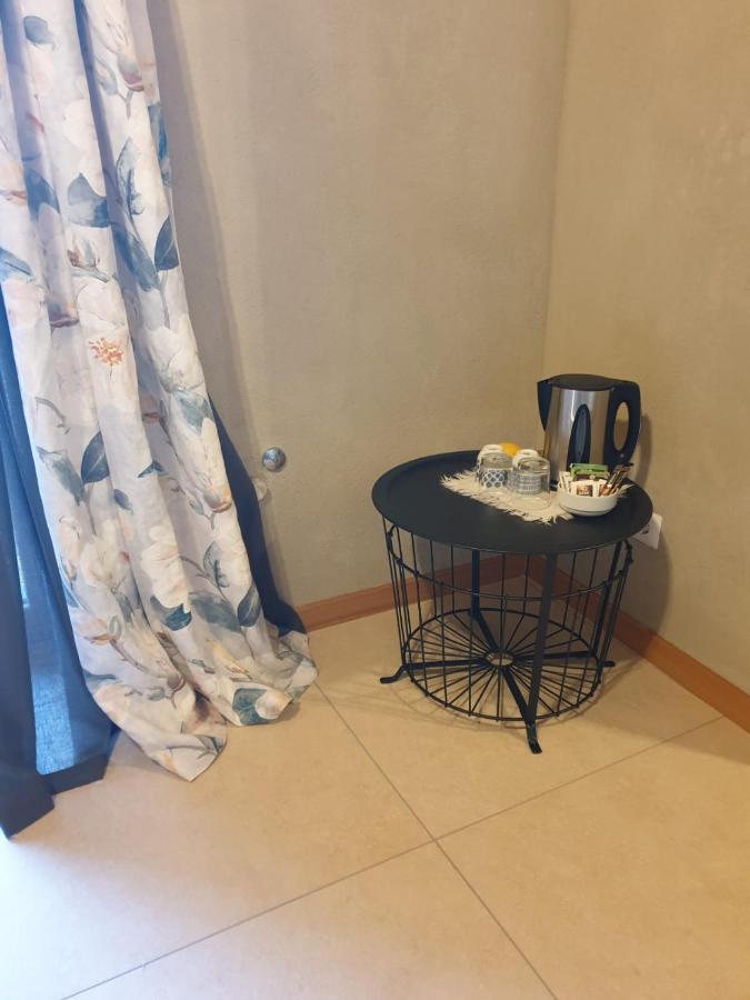 Bed and Breakfast L'Uovo E La Faina Busca Zewnętrze zdjęcie