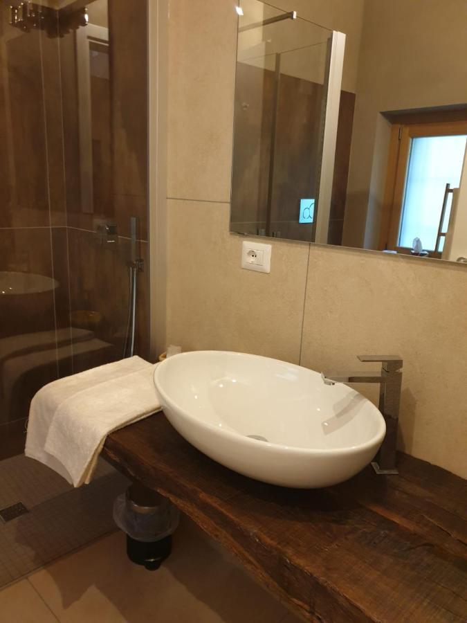 Bed and Breakfast L'Uovo E La Faina Busca Zewnętrze zdjęcie